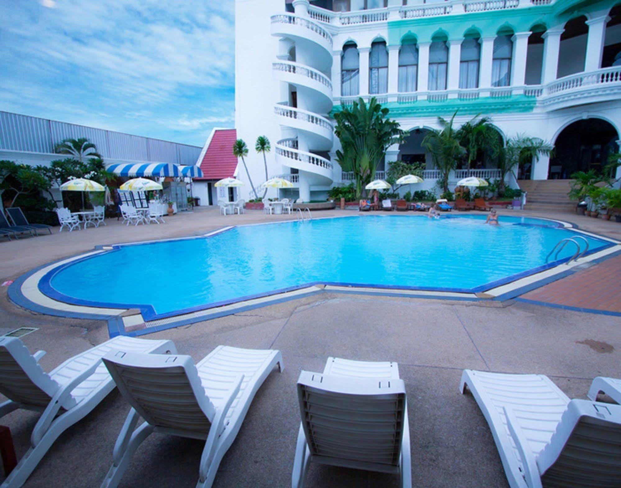 Hotel Grand Sole Pattaya